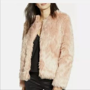 NWT CHELSEA28 Large Faux Fur Open Jacket Pink Mist
Size: L